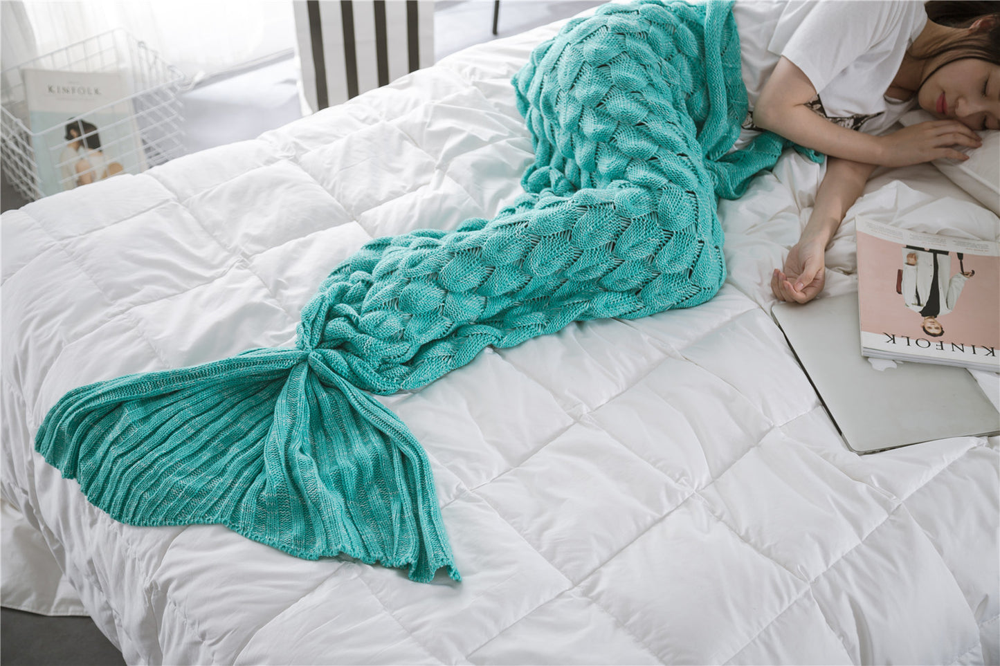 Fish Tail And Fish Scale Knitted Blanket